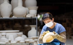 Nếu phải chọn một món quà mang "chất Việt" tặng bạn nước ngoài, bạn sẽ chọn gì?