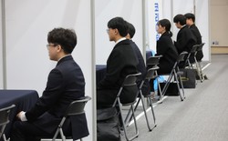 AI tràn vào tuyển dụng tại Hàn Quốc: Doanh nghiệp dùng máy tìm người, ứng viên dùng AI để “đấu” lại