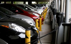Xe điện giảm phát thải thế nào so với xe xăng?