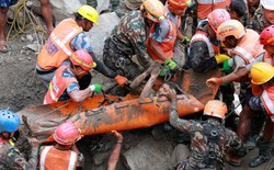 Cách 2 người sống sót kỳ diệu sau 9 ngày kẹt trong đường hầm thuỷ điện ở Nepal