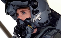 Không quân Mỹ thử nghiệm giải pháp công nghệ mới giúp 'làm dịu bàng quang' cho phi công trong khi bay