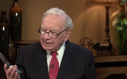 Điện thoại ‘cục gạch’ gắn bó nhiều năm với tỷ phú Warren Buffett