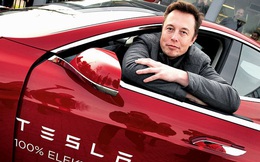 Elon Musk tiết lộ nguồn gốc cái tên Tesla: Tốn 75.000 USD mua về, phải cho người tới tận cửa cầu xin chủ cũ