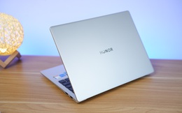 Honor MagicBook 14 ra mắt: Thiết kế giống MacBook, chip Ryzen 6000/Intel Gen 12, giá từ 18 triệu đồng