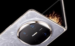 Huawei bán trở lại điện thoại gập trên thị trường quốc tế sau 2 năm vắng bóng