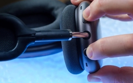 AirPods Max gặp lỗi đột tử, nhưng cho vào ngăn đá tủ lạnh 1 tiếng thì sống lại