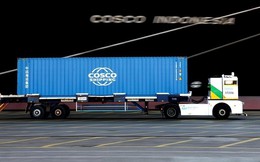 Phát hiện đoàn xe tải không người lái Trung Quốc chạy lặng lẽ ở khu cảng đông đúc bậc nhất thế giới - chuyên gia châu Âu thừa nhận: 'đừng bao giờ nghi ngờ khả năng của họ nữa'