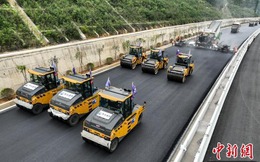 Kỳ tích xây dựng tại Trung Quốc: Rải 8.000 tấn nhựa đường, hoàn thiện tuyến cao tốc huyết mạch chỉ trong 6 giờ