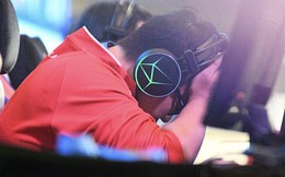 Tuyển thủ Việt Nam gục đầu bật khóc vì vụt mất HCV Audition, "trốn" ra ngoài khóc, 1 tiếng sau lại vô địch mới đỉnh!