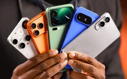 MKBHD công bố 10 smartphone của năm 2025: Vắng bóng S25 Ultra, iPhone nhận cả giải tiến bộ nhất và thất vọng nhất