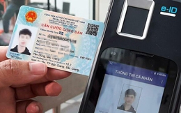 Những loại giấy tờ nào cần nộp cho ngân hàng trước 1/1/2026, tránh bị "đóng băng" toàn bộ giao dịch?