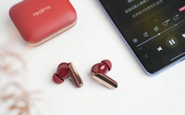 realme ra mắt tai nghe chống ồn "xịn" hơn AirPods Pro, có tính năng dịch thời gian thực, pin 48 giờ, giá chỉ 1,59 triệu đồng