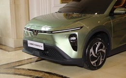 Ảnh thật xe VinFast chỉ do 1 người Việt thiết kế: To ngang Innova, rẻ hơn gần 100 triệu, bảo hành ra sao?