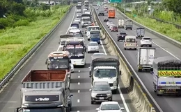 Hành vi không nhường đường có thể bị phạt tới 22 triệu đồng và trừ 10 điểm bằng lái