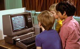 Trước khi có internet và Wi-Fi, những đứa trẻ của thập niên 80s download game bằng cách này: Nghe Radio!