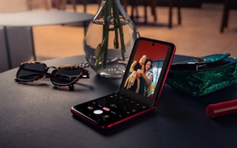 Từng có giá gần 20 triệu, điện thoại màn gập Motorola giờ chỉ còn gần 5 triệu nhưng vẫn khó hút khách