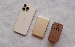 Combo pin dự phòng và củ sạc đa năng cho người đi vòng quanh thế giới