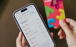 Giải mã "khẩu vị" Gen Z: Cuộc chạy đua biến thẻ tín dụng thành "phụ kiện công nghệ" của các ngân hàng Việt