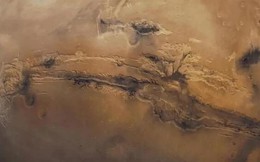 Sao Hỏa và lực hấp dẫn âm thầm có thể đã định hình các kỷ băng hà kéo dài trong lịch sử khí hậu Trái Đất