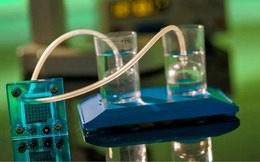 Phát minh đột phá của Trung Quốc làm chấn động ngành năng lượng: Pin hoạt động tới 1.700 chu kỳ, chịu nhiệt 140 độ C, tiềm năng thành kho trữ hàng tỷ tấn năng lượng sạch