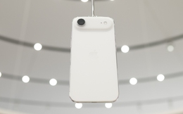 iPhone Air sập giá mạnh, rẻ hơn cả iPhone 17