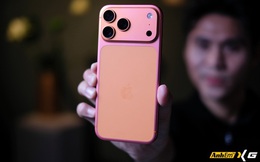Tưởng chỉ là "đồn trên mạng", iPhone 17 Pro Max "đổi màu" từ Cam sang Hồng nay đã xuất hiện tại Việt Nam