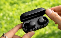 Sony hay JBL: Cùng tầm 1 triệu đồng, tai nghe nào đáng mua hơn?
