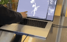 Hỏi sếp lớn Apple: MacBook Pro cảm ứng có "giành khách" của iPad?