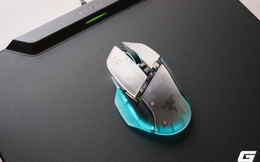 Trên tay Razer Basilisk V3 Pro 35K Phantom White: Khi công nghệ đỉnh cao khoác lên lớp áo xuyên thấu, đẹp một cách ma mị
