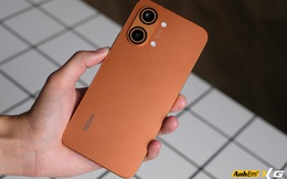 Trên tay smartphone Xiaomi pin 9.000mAh, chip Dimensity 9500s vừa về Việt Nam: Cấu hình mạnh nhưng có nhiều điểm khiến người mua không khỏi "lấn cấn"