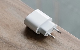 Món phụ kiện rẻ hiếm hoi của Apple có lượng bán khủng: Lý do thật sự khiến ai cũng gật gù