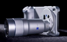 Vivo X300 Ultra lộ toàn bộ “vũ khí” quay phim: 4K 120fps 10-bit Log trên mọi ống kính, tham vọng thay thế máy quay chuyên nghiệp