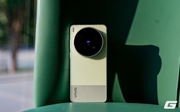 Cận cảnh vivo X300 Ultra chính hãng tại Việt Nam: “Trùm cuối” camera thì có gì khác biệt?