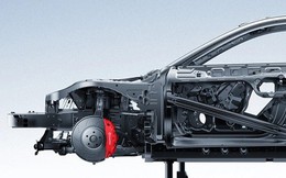 CEO Xiaomi lên sóng tháo rã từng bộ phận SU7 suốt 5 tiếng đồng hồ - và không có gì được che giấu