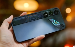 Trên tay nubia Neo 5 5G: Smartphone gaming giá rẻ có nút vai, đèn RGB, pin 6050mAh, giá sale chỉ hơn 6 triệu