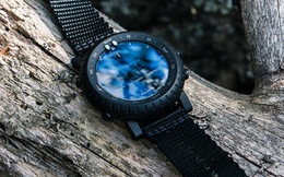 Smartwatch hãng lạ có thời lượng pin tính bằng năm, tính năng không nhiều nhưng hợp với người thích lên rừng xuống biển