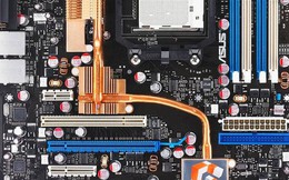 ASUS ra mắt bo mạch chủ ROG kỷ niệm 20 năm, thiết kế tản nhiệt đồng như bản 2006