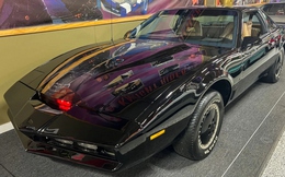 Chiếc xe huyền thoại "Knight Rider" bị phạt tốc độ ở New York dù đang nằm yên trong bảo tàng cách đó hơn 1.300 km