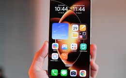 Trên tay smartphone Xiaomi giá chỉ 17 triệu mà có chip Snapdragon 8 Elite Gen 5, pin tận 8.000mAh