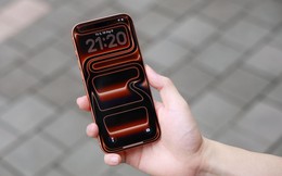 Sau một năm, iPhone 17 vẫn hút khách nhờ trải nghiệm bền và lựa chọn nâng cấp rõ ràng