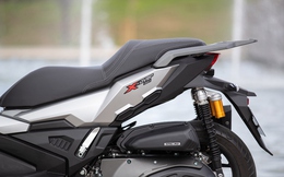 Dằn mặt Honda và Yamaha,, hãng xe cào cào Tây Ban Nha tung ra xe tay ga ADV 329cc với loạt trang bị siêu khủng