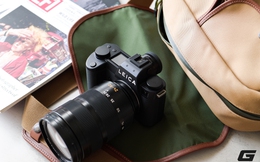 Trên tay và trải nghiệm nhanh Leica SL3-P: Chiếc máy ảnh vừa mới ra của hãng "logo chấm đỏ" có gì đáng chú ý?