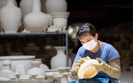 Nếu phải chọn một món quà mang "chất Việt" tặng bạn nước ngoài, bạn sẽ chọn gì?