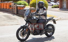 So kè Yamaha Tenere 700, vua phượt Royal Enfield Himalayan 750 lộ diện cùng hàng tá công nghệ