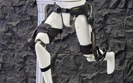 Khung xương robot bước ra đường phố, người dùng sắp có thêm một “đôi chân trợ lực”