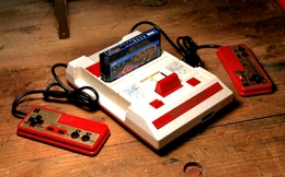 [Clip] 10 bản nhạc game khiến bạn muốn... bé đi