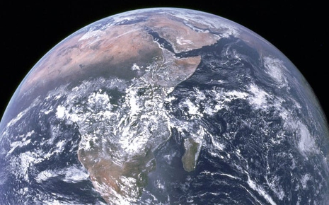 Kỷ niệm 50 năm ngày NASA chụp tấm ảnh Trái Đất trứ danh và thay đổi cách nhân loại nhìn nhận Địa Cầu