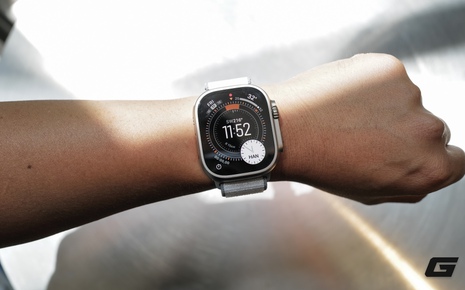 Mở hộp Apple Watch Ultra 3 Titan Tự Nhiên: Vẫn là “ngọn hải đăng” của smartwatch, nay còn bền bỉ và mạnh mẽ hơn