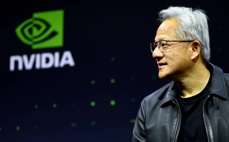 NVIDIA công bố doanh thu tăng cao kỷ lục 62%, CEO Jensen Huang tuyên bố "Không có bong bóng AI"