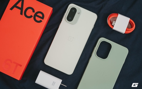 Trên tay điện thoại đầu tiên dùng chip Snapdragon 8 Gen 5, pin khủng 8.300mAh kèm màn hình 165Hz hiếm hoi, giá giật mình!